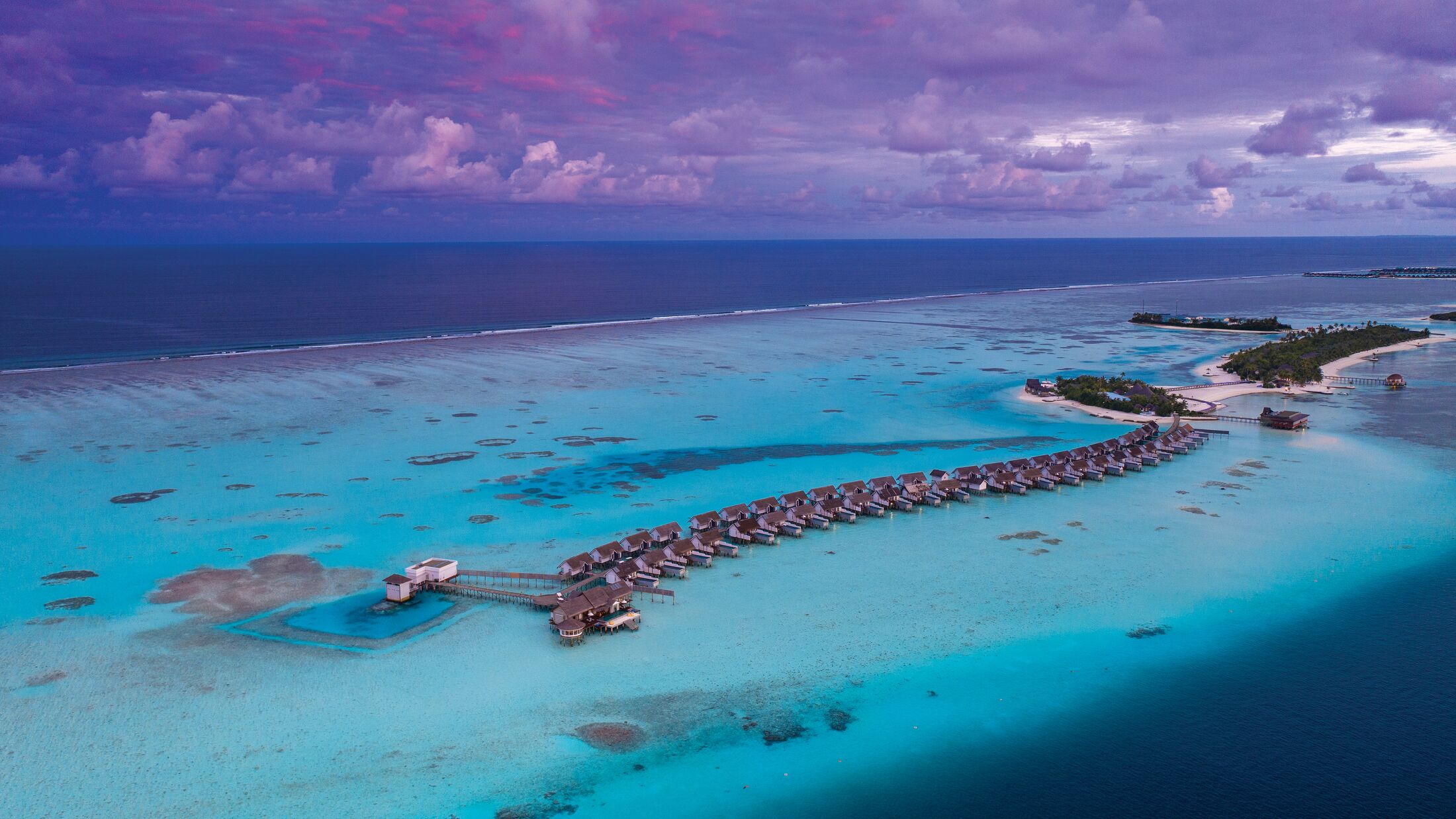 OZEN-Maadhoo-2023-Aerial-Island-View-001-120432-Hybris