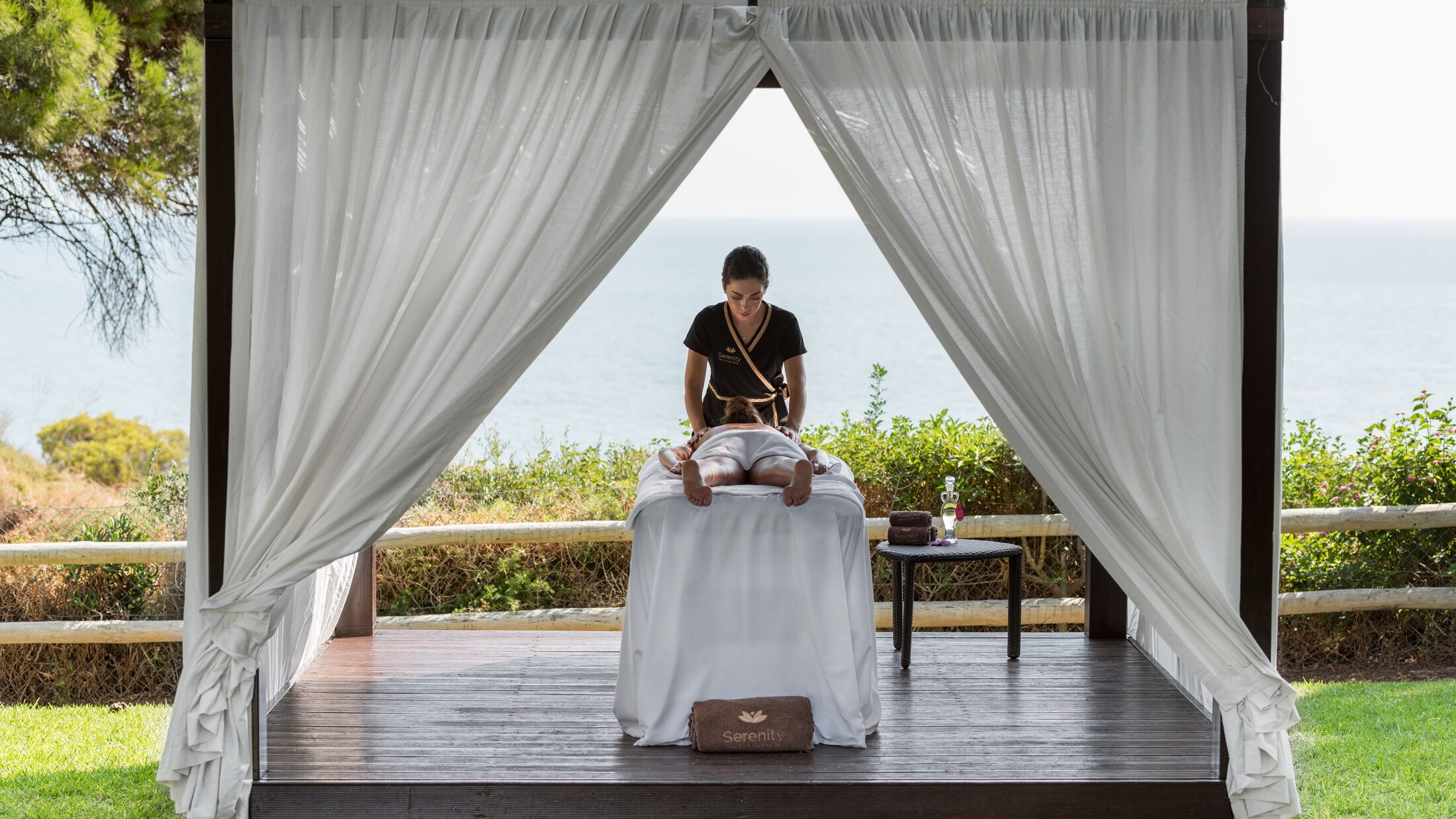 Pine-Cliffs-Hotel-2022-Serenity-Spa-Ocean-View-Massage-001-100238-Hybris